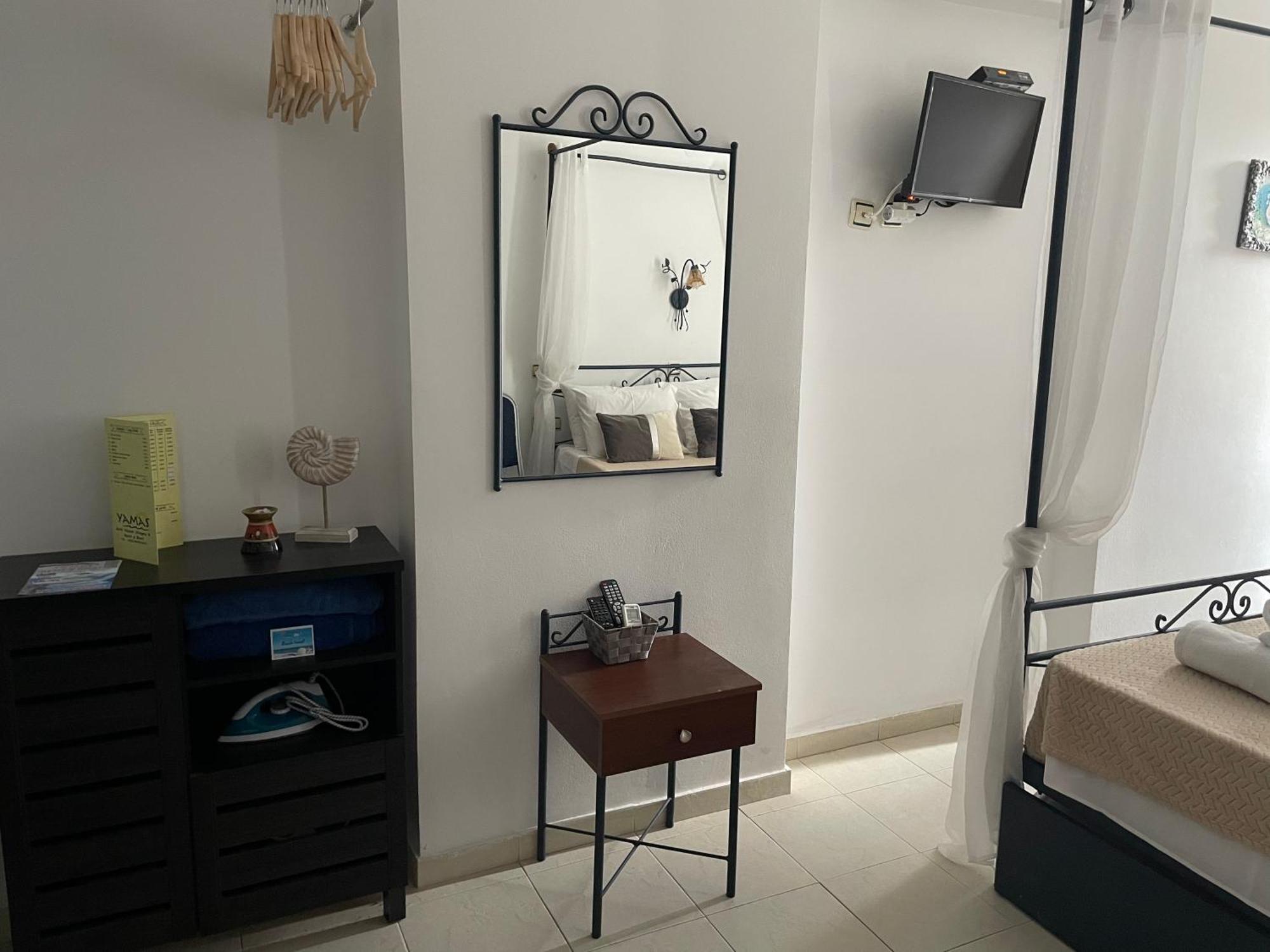 Anastasia Studios, Apartments & Suites Archangelos  Eksteriør bilde